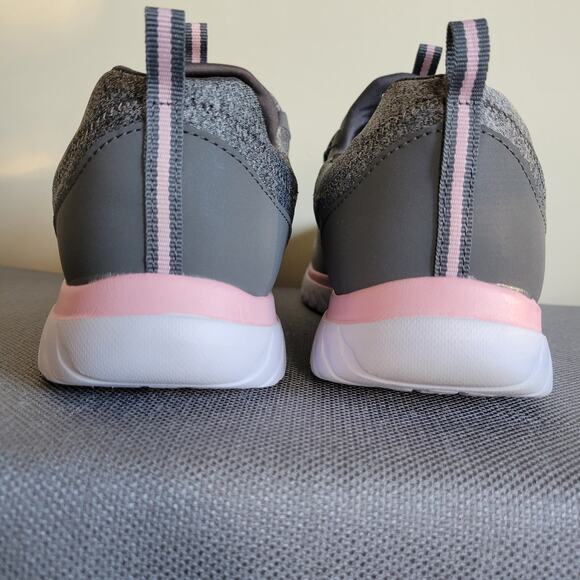 EUC Athletic Works WWAW41CA007L Women's 10W Bungee Slip On Walking Sneaker - Picture 7 of 11